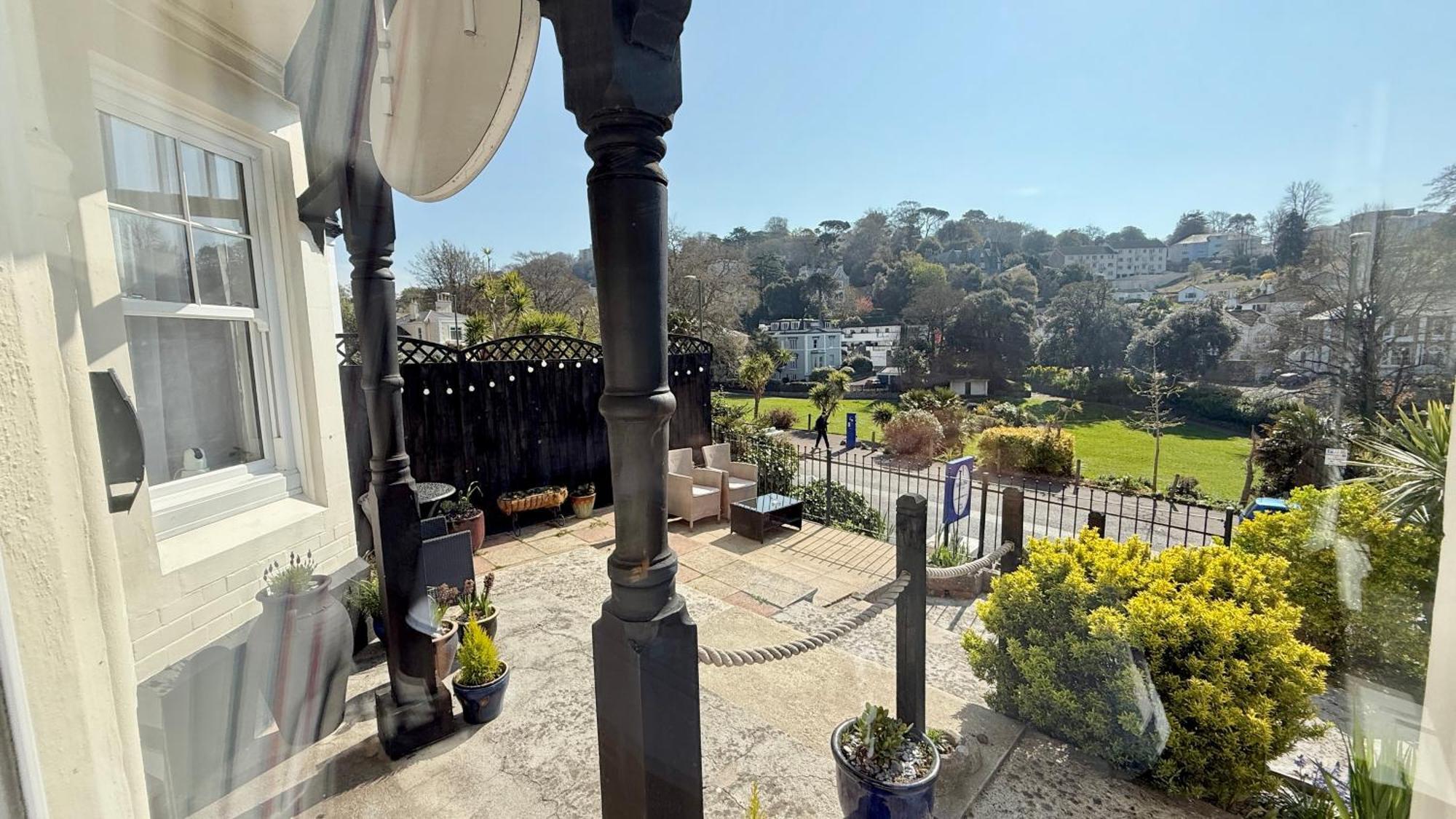Tusker Lodge (Adults Only) Torquay Ngoại thất bức ảnh