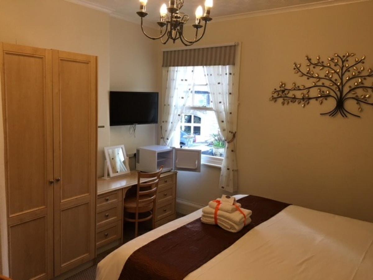 Tusker Lodge (Adults Only) Torquay Ngoại thất bức ảnh
